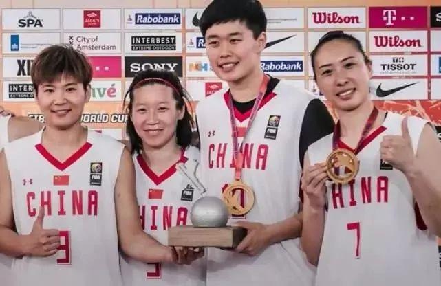 骄傲！中国女篮夺中国篮球史上首个世界冠军