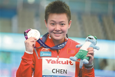 光州世界游泳锦标赛中国跳水队横扫3金