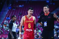 中国男篮结束NBA夏季联赛拉练李楠